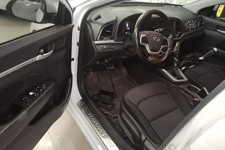 Used Hyundai Elantra (6th Generation / Lingdong) 2016 1.6L Automatic ZhiXuan – Elite Version Driver Seat