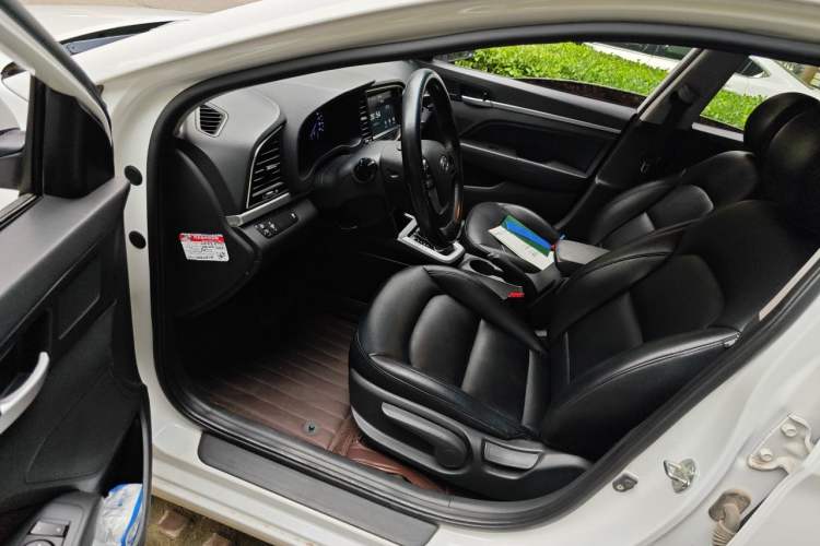 Used Hyundai Elantra (6th Generation / Lingdong) 2016 1.6L Automatic ZhiXuan – Elite Version Driver Seat