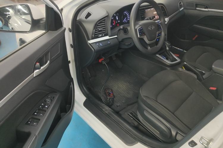 Used Hyundai Elantra (6th Generation / Lingdong) 2016 1.6L Automatic ZhiXuan – Elite Version Driver Seat