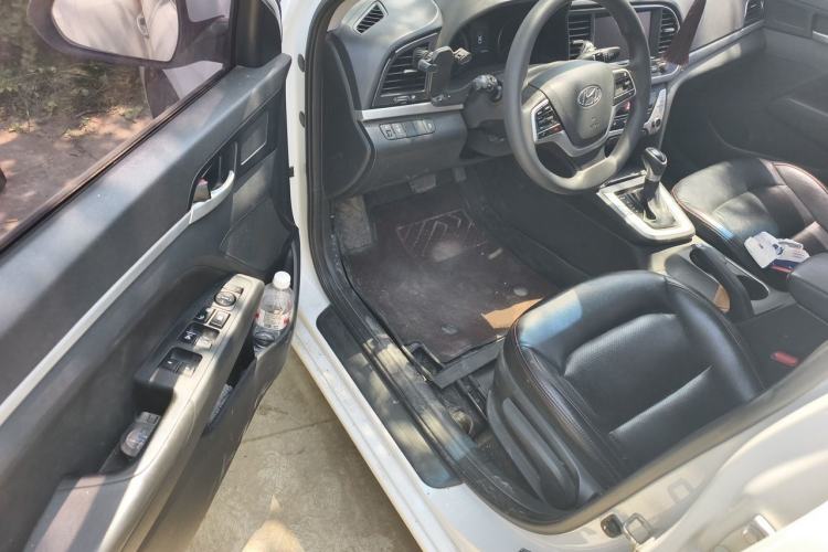 Used Hyundai Elantra (6th Generation / Lingdong) 2016 1.6L Automatic ZhiXuan – Elite Version Driver Seat