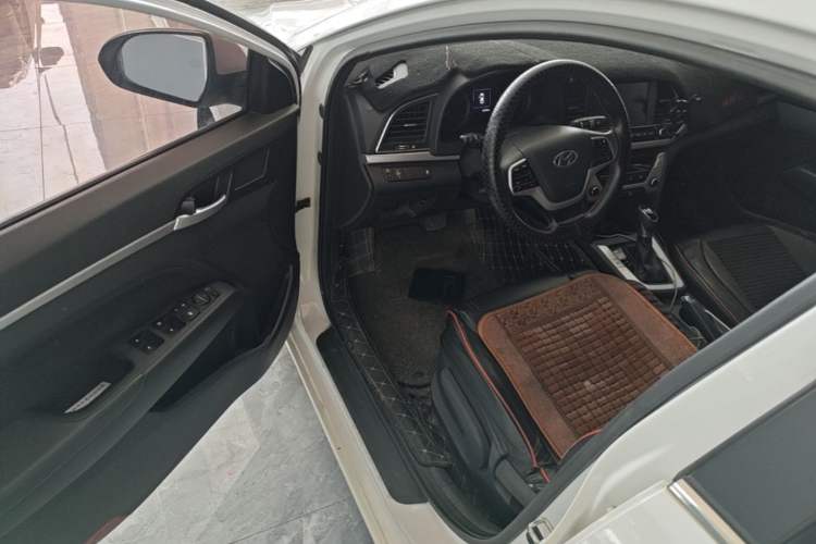 Used Hyundai Elantra (6th Generation / Lingdong) 2016 1.6L Automatic ZhiXuan – Elite Version Driver Seat