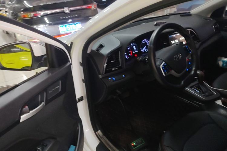 Used Hyundai Elantra (6th Generation / Lingdong) 2016 1.6L Automatic ZhiXuan – Elite Version Driver Seat