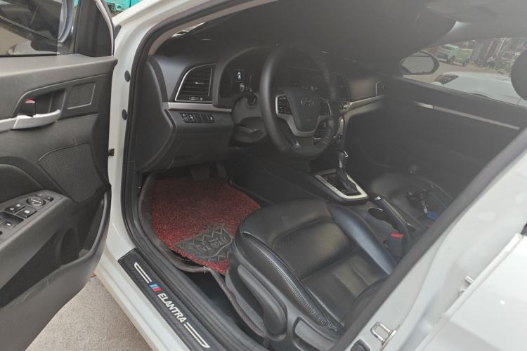 Used Hyundai Elantra (6th Generation / Lingdong) 2016 1.6L Automatic ZhiXuan – Elite Version Driver Seat