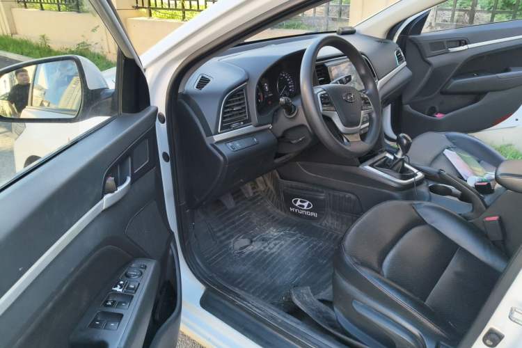 Used Hyundai Elantra (6th Generation / Lingdong) 2016 1.6L Manual ZhiXuan · Dynamic Model Driver Seat