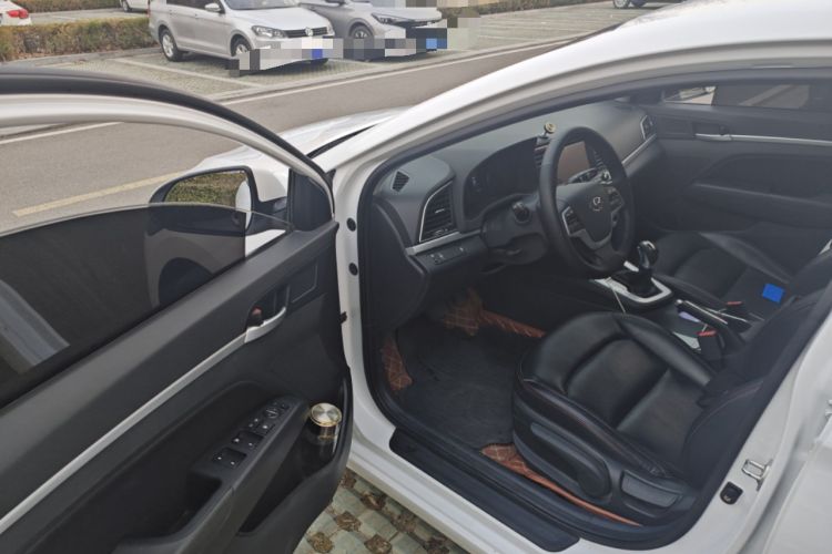 Used Hyundai Elantra (6th Generation / Lingdong) 2016 1.6L Automatic ZhiXuan – Elite Version Driver Seat