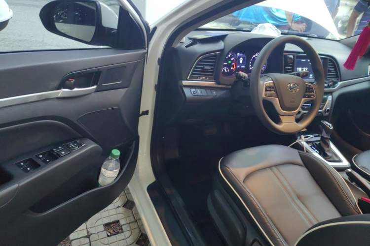Used Hyundai Elantra (6th Generation / Lingdong) 2016 1.6L Automatic ZhiXuan – Elite Version Driver Seat