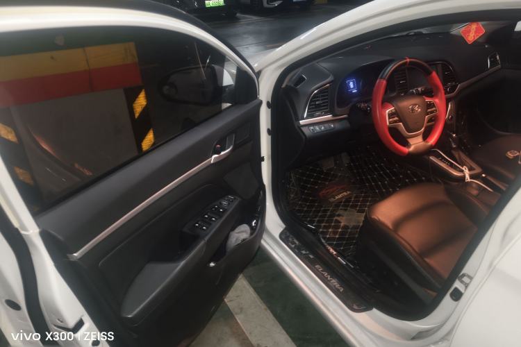 Used Hyundai Elantra (6th Generation / Lingdong) 2016 1.6L Automatic ZhiXuan · Luxury Version Driver Seat