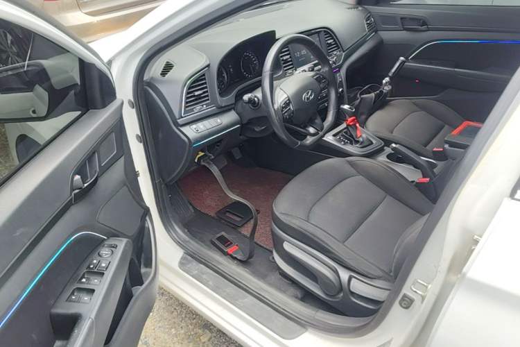 Used Hyundai Elantra (6th Generation / Lingdong) 2016 1.4T Dual-Clutch Xuan Dong · Dynamic Version Driver Seat
