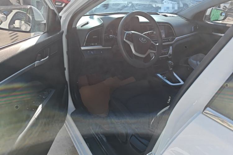 Used Hyundai Elantra (6th Generation / Lingdong) 2016 1.6L Automatic ZhiXuan – Elite Version Driver Seat