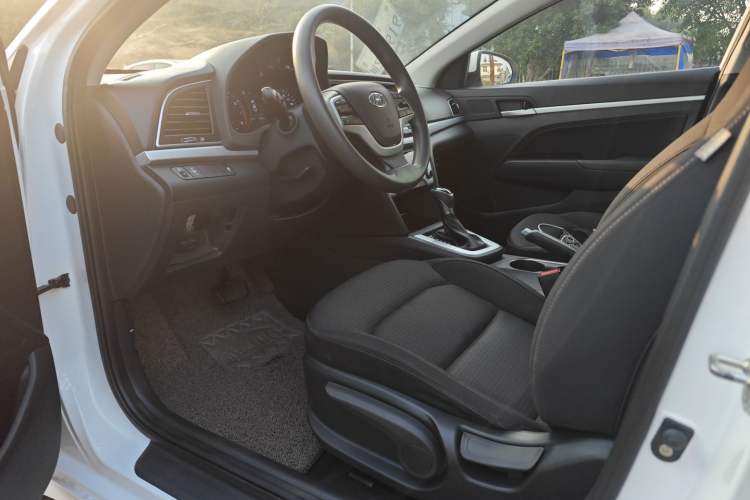 Used Hyundai Elantra (6th Generation / Lingdong) 2016 1.6L Automatic ZhiXuan – Elite Version Driver Seat