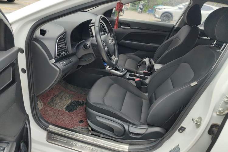 Used Hyundai Elantra (6th Generation / Lingdong) 2016 1.6L Automatic ZhiXuan – Elite Version Driver Seat