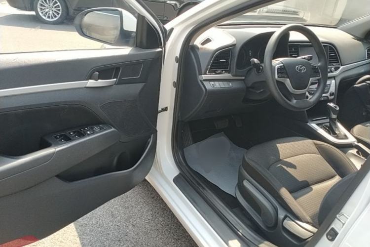 Used Hyundai Elantra (6th Generation / Lingdong) 2016 1.6L Automatic ZhiXuan – Elite Version Driver Seat