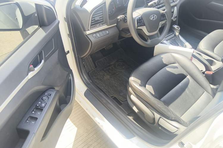 Used Hyundai Elantra (6th Generation / Lingdong) 2016 1.6L Automatic ZhiXuan – Elite Version Driver Seat