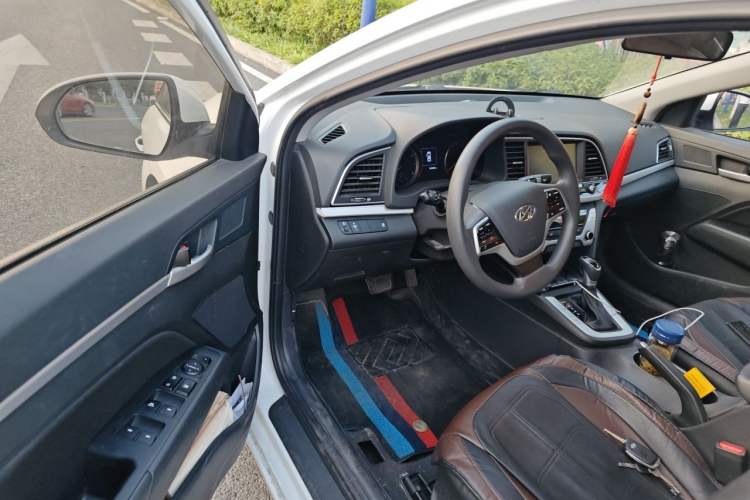 Used Hyundai Elantra (6th Generation / Lingdong) 2016 1.6L Automatic ZhiXuan – Elite Version Driver Seat