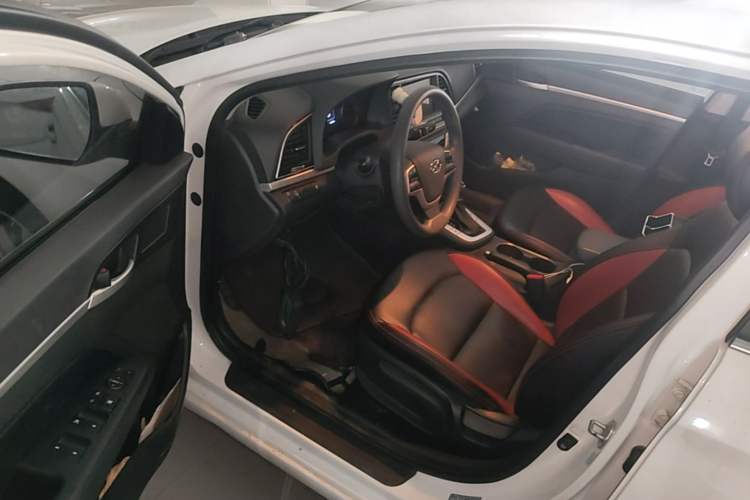 Used Hyundai Elantra (6th Generation / Lingdong) 2016 1.6L Automatic ZhiXuan – Elite Version Driver Seat