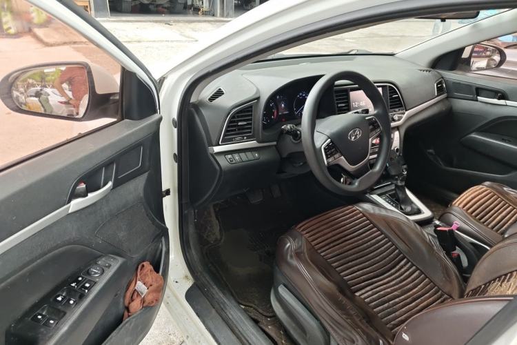 Used Hyundai Elantra (6th Generation / Lingdong) 2016 1.6L Automatic ZhiXuan – Elite Version Driver Seat