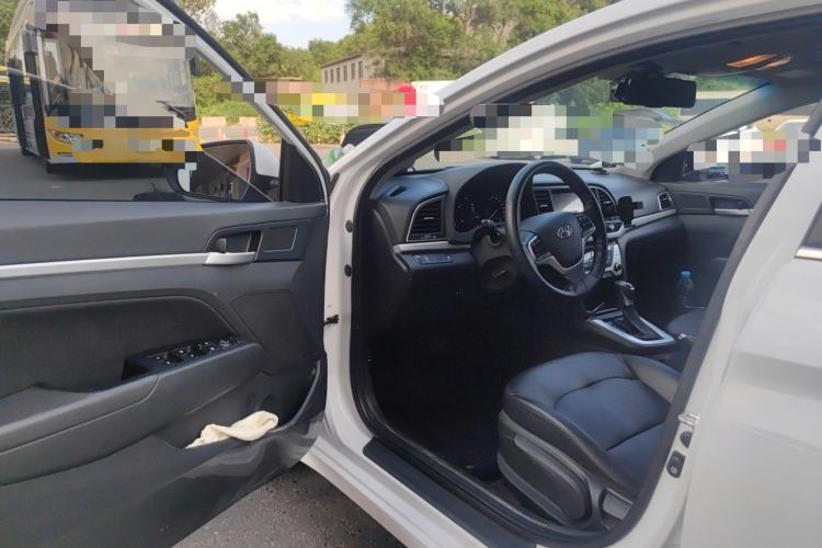 Used Hyundai Elantra (6th Generation / Lingdong) 2016 1.6L Automatic ZhiXuan – Elite Version Driver Seat