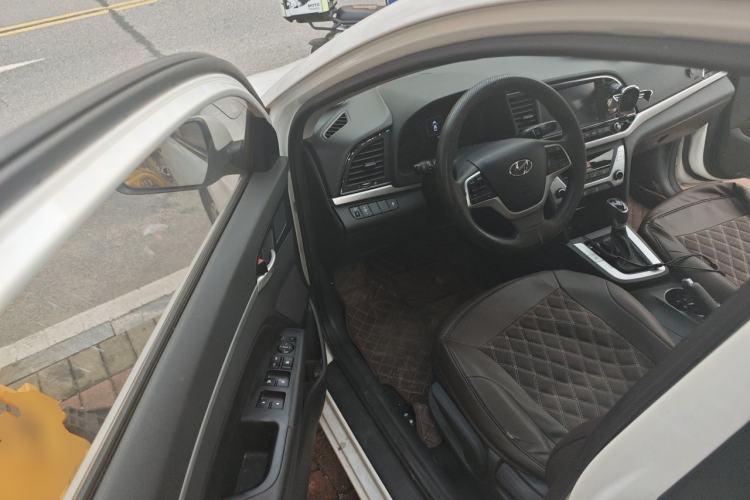 Used Hyundai Elantra (6th Generation / Lingdong) 2016 1.6L Automatic ZhiXuan – Elite Version Driver Seat