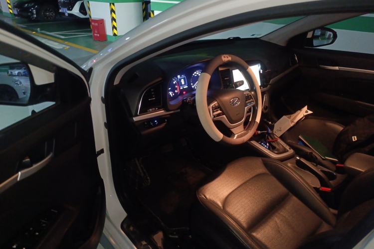 Used Hyundai Elantra (6th Generation / Lingdong) 2016 1.6L Automatic ZhiXuan · Luxury Version Driver Seat