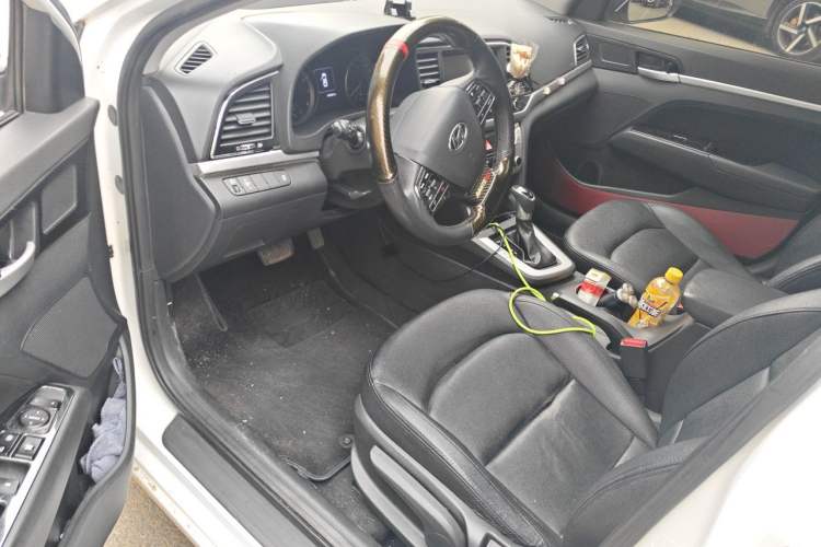Used Hyundai Elantra (6th Generation / Lingdong) 2016 1.6L Automatic ZhiXuan – Elite Version Driver Seat