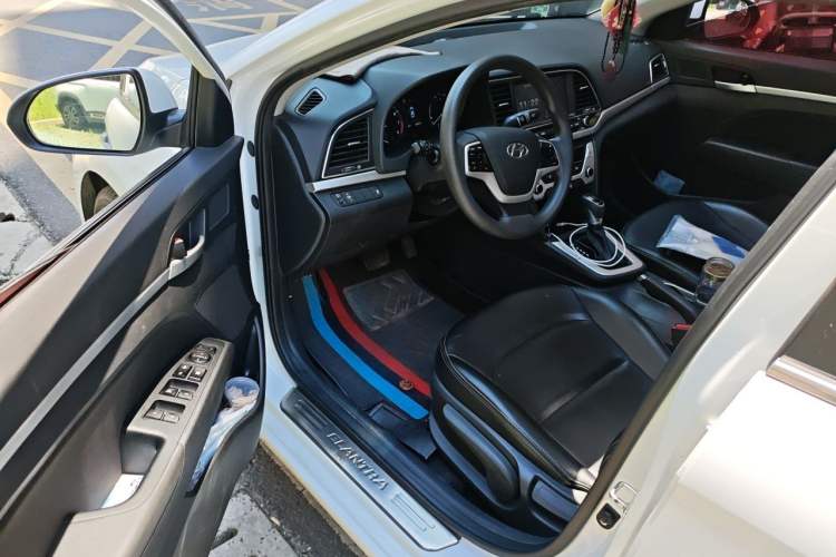 Used Hyundai Elantra (6th Generation / Lingdong) 2016 1.6L Automatic ZhiXuan – Elite Version Driver Seat