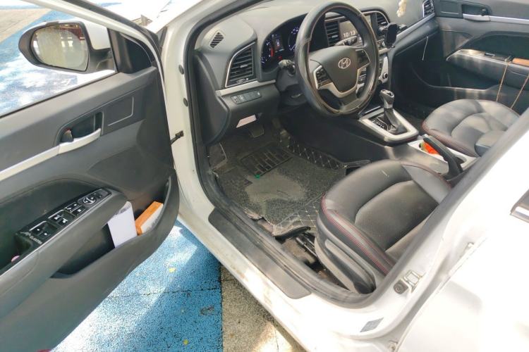 Used Hyundai Elantra (6th Generation / Lingdong) 2016 1.6L Automatic ZhiXuan – Elite Version Driver Seat