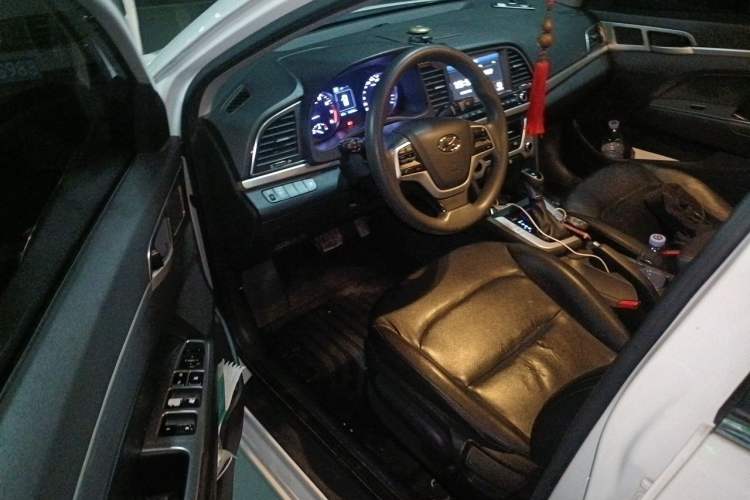 Used Hyundai Elantra (6th Generation / Lingdong) 2016 1.6L Automatic ZhiXuan – Elite Version Driver Seat