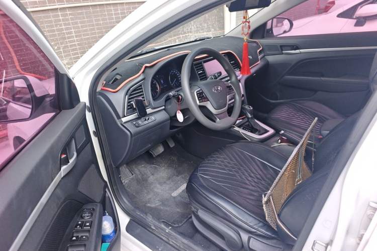 Used Hyundai Elantra (6th Generation / Lingdong) 2016 1.6L Automatic ZhiXuan – Elite Version Driver Seat