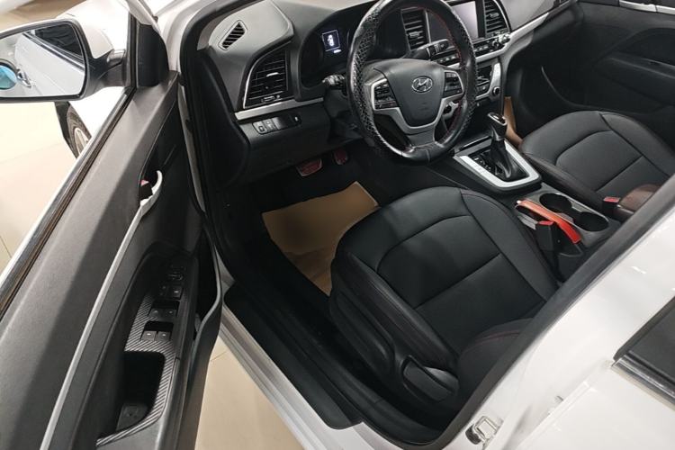 Used Hyundai Elantra (6th Generation / Lingdong) 2016 1.6L Automatic ZhiXuan – Elite Version Driver Seat