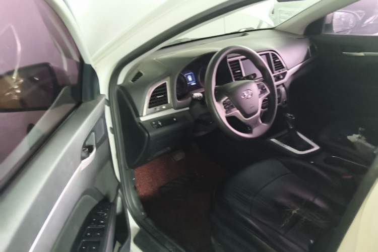 Used Hyundai Elantra (6th Generation / Lingdong) 2016 1.6L Automatic ZhiXuan – Elite Version Driver Seat