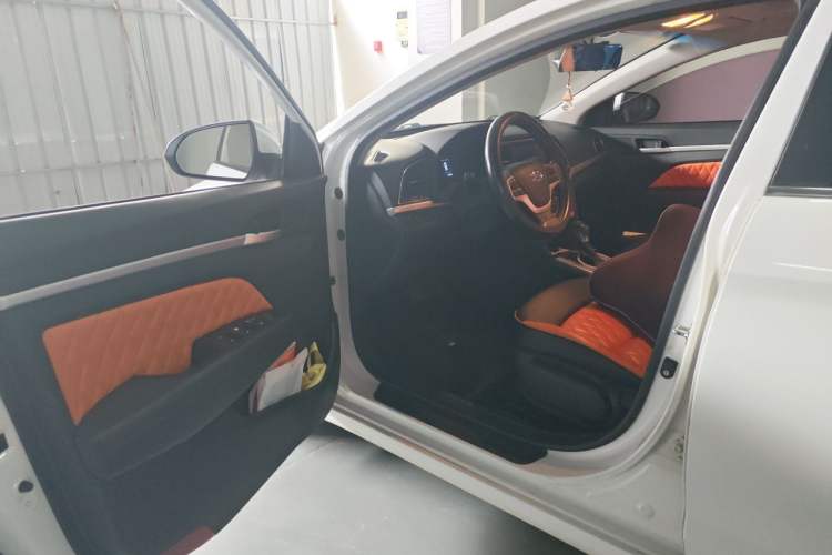 Used Hyundai Elantra (6th Generation / Lingdong) 2016 1.6L Automatic ZhiXuan – Elite Version Driver Seat