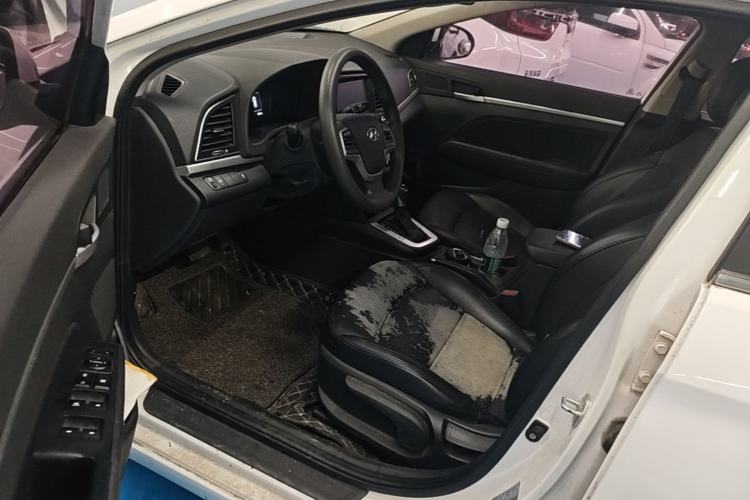 Used Hyundai Elantra (6th Generation / Lingdong) 2016 1.6L Automatic ZhiXuan – Elite Version Driver Seat