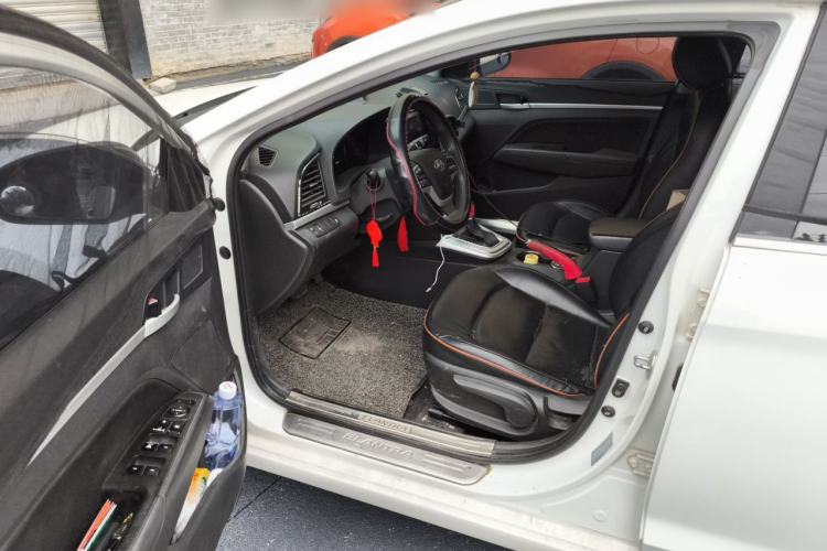 Used Hyundai Elantra (6th Generation / Lingdong) 2016 1.6L Automatic ZhiXuan – Elite Version Driver Seat