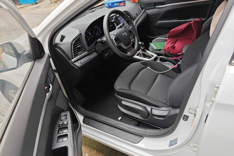 Used Hyundai Elantra (6th Generation / Lingdong) 2016 1.6L Automatic ZhiXuan – Elite Version Driver Seat