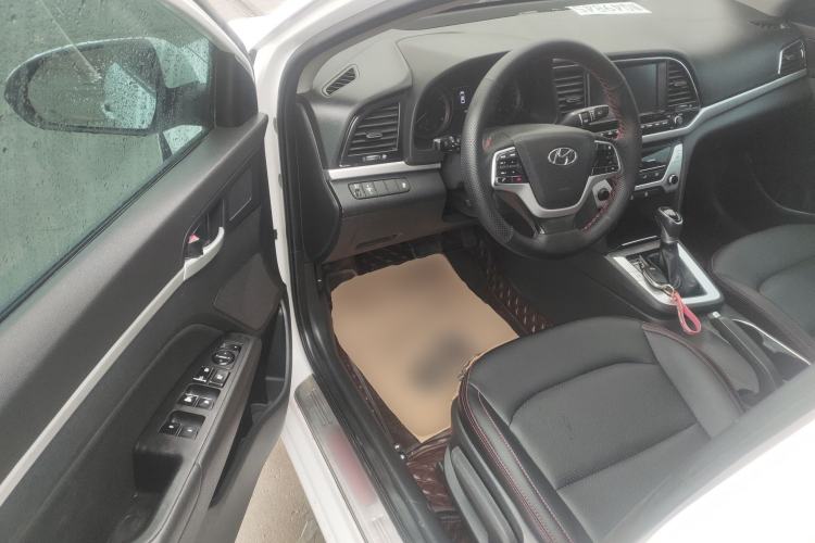 Used Hyundai Elantra (6th Generation / Lingdong) 2016 1.6L Automatic ZhiXuan – Elite Version Driver Seat
