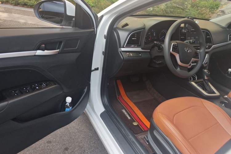 Used Hyundai Elantra (6th Generation / Lingdong) 2016 1.6L Automatic ZhiXuan – Elite Version Driver Seat