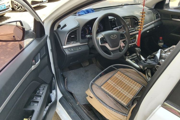Used Hyundai Elantra (6th Generation / Lingdong) 2016 1.6L Automatic ZhiXuan – Elite Version Driver Seat