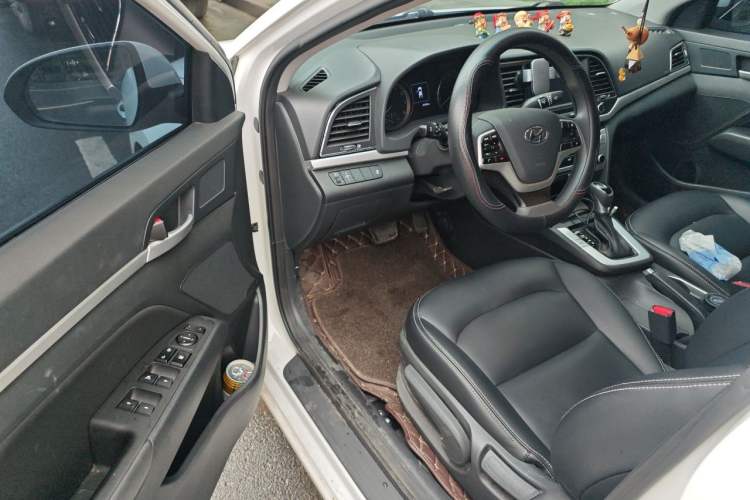 Used Hyundai Elantra (6th Generation / Lingdong) 2016 1.6L Automatic ZhiXuan – Elite Version Driver Seat