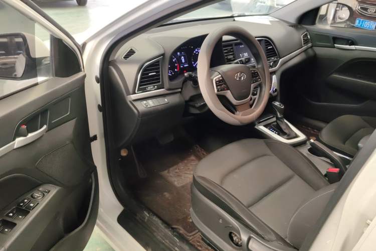 Used Hyundai Elantra (6th Generation / Lingdong) 2016 1.6L Automatic ZhiXuan – Elite Version Driver Seat