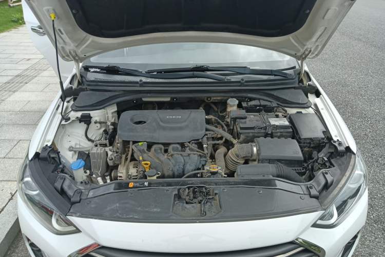 Used Hyundai Elantra (6th Generation / Lingdong) 2016 1.6L Automatic ZhiXuan – Elite Version Engine Bay