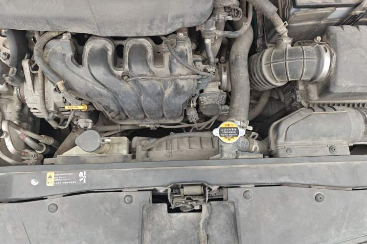 Used Hyundai Elantra (6th Generation / Lingdong) 2016 1.6L Automatic ZhiXuan – Elite Version Engine Bay