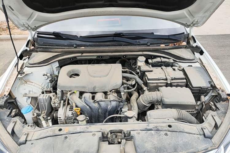 Used Hyundai Elantra (6th Generation / Lingdong) 2016 1.6L Automatic ZhiXuan – Elite Version Engine Bay