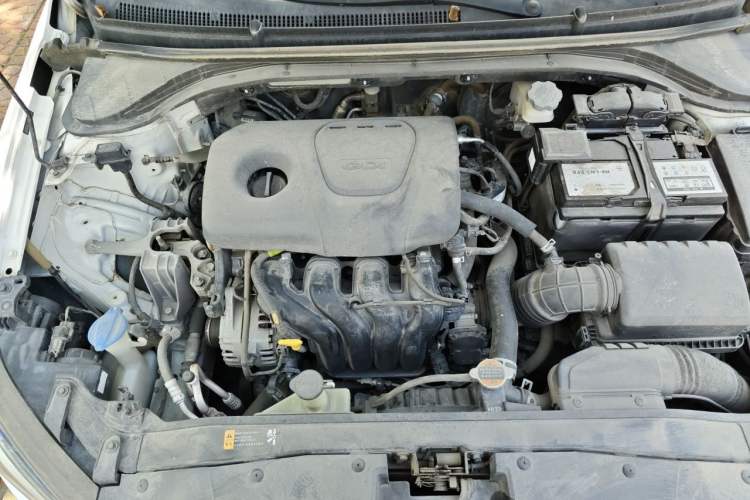 Used Hyundai Elantra (6th Generation / Lingdong) 2016 1.6L Automatic ZhiXuan – Elite Version Engine Bay