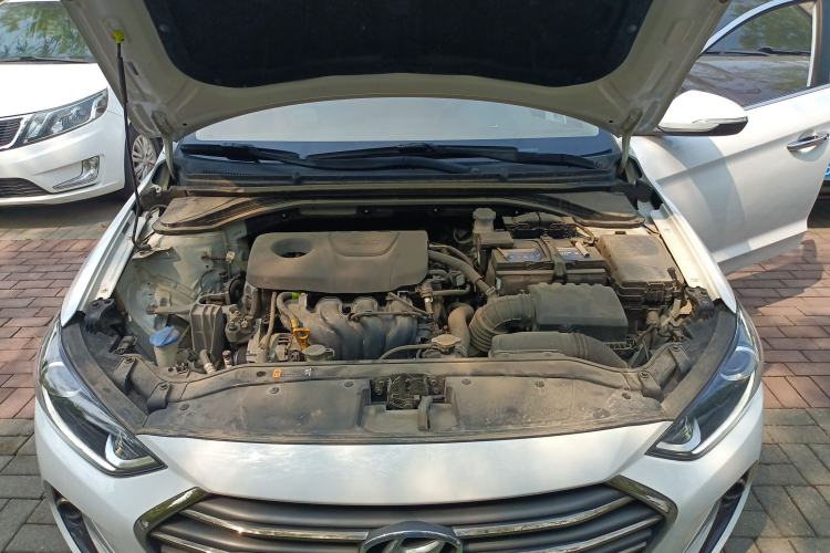 Used Hyundai Elantra (6th Generation / Lingdong) 2016 1.6L Automatic ZhiXuan – Elite Version Engine Bay