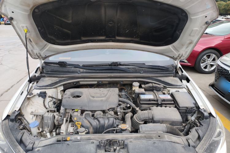 Used Hyundai Elantra (6th Generation / Lingdong) 2016 1.6L Automatic ZhiXuan – Elite Version Engine Bay