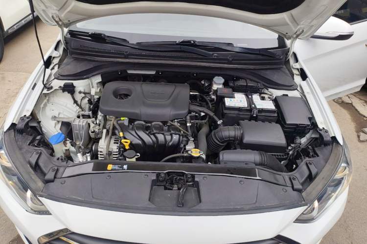 Used Hyundai Elantra (6th Generation / Lingdong) 2016 1.6L Automatic ZhiXuan – Elite Version Engine Bay