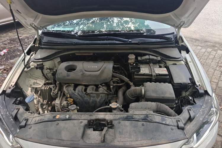 Used Hyundai Elantra (6th Generation / Lingdong) 2016 1.6L Automatic ZhiXuan – Elite Version Engine Bay