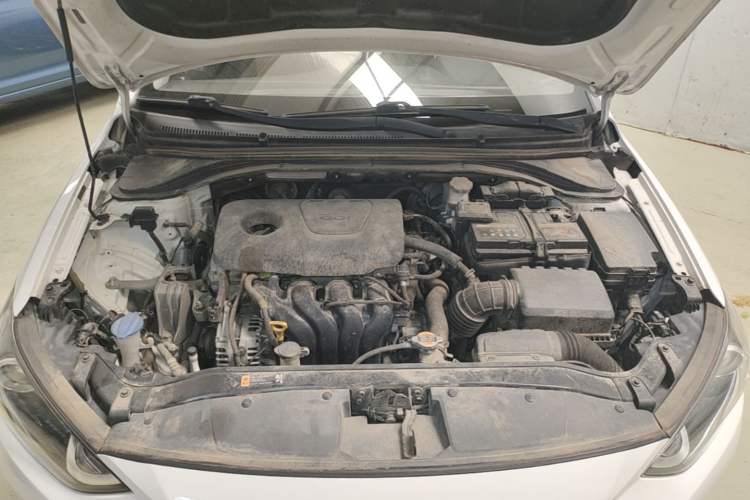 Used Hyundai Elantra (6th Generation / Lingdong) 2016 1.6L Automatic ZhiXuan – Elite Version Engine Bay