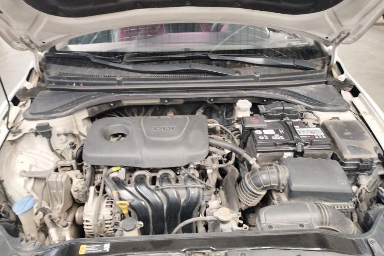 Used Hyundai Elantra (6th Generation / Lingdong) 2016 1.6L Automatic ZhiXuan – Elite Version Engine Bay