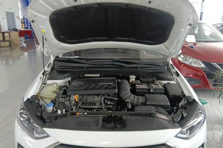Used Hyundai Elantra (6th Generation / Lingdong) 2016 1.4T Dual-Clutch Xuan Dong · Dynamic Version Engine Bay